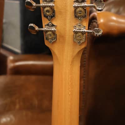 Gibson J-35 Faded 30's Antique Natural image 6