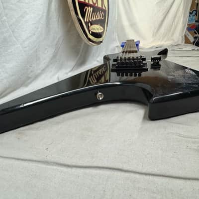 Hamer USA Scarab Guitar with Case - Black image 16