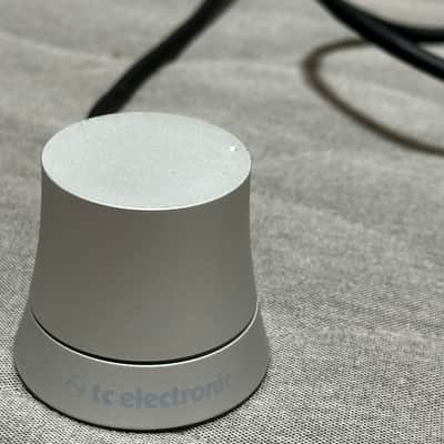 TC Electronic Level Pilot Desktop Stereo Analog Volume Control 2010s - Silver image 3