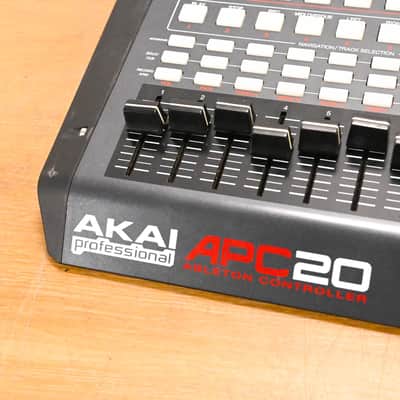 Akai APC20 Compact Professional Ableton Controller (NO POWER SUPPLY) CG01Y7R image 5