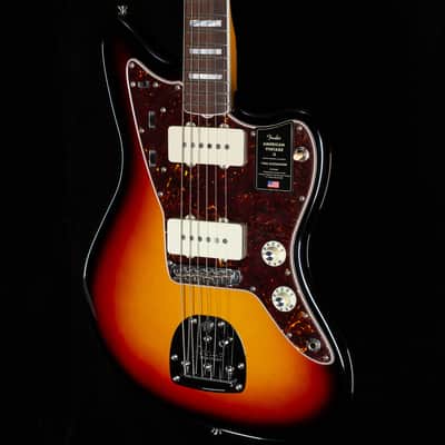 Fender American Vintage II 1966 Jazzmaster, Rosewood Fingerboard, 3-Color Sunburst (488) image 1