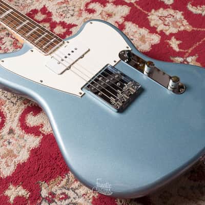 Squier Limited Edition Paranormal Offset Telecaster SJ - Ice Blue Metallic #ISSD24003611 Second Hand image 4