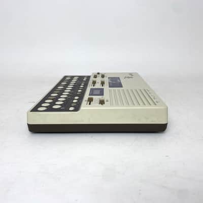 Suiko VS-1 Koto Synthesizer w/ Univarsal power supply and Box 1980s 8 traditional tones Made in Japan Worldwide Shipment image 8