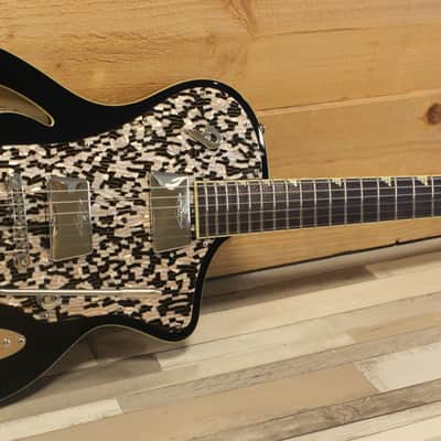 Duesenberg Julia - Black image 1