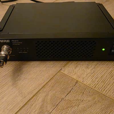 Shure PA411 Antenna Combiner with Antenna image 7