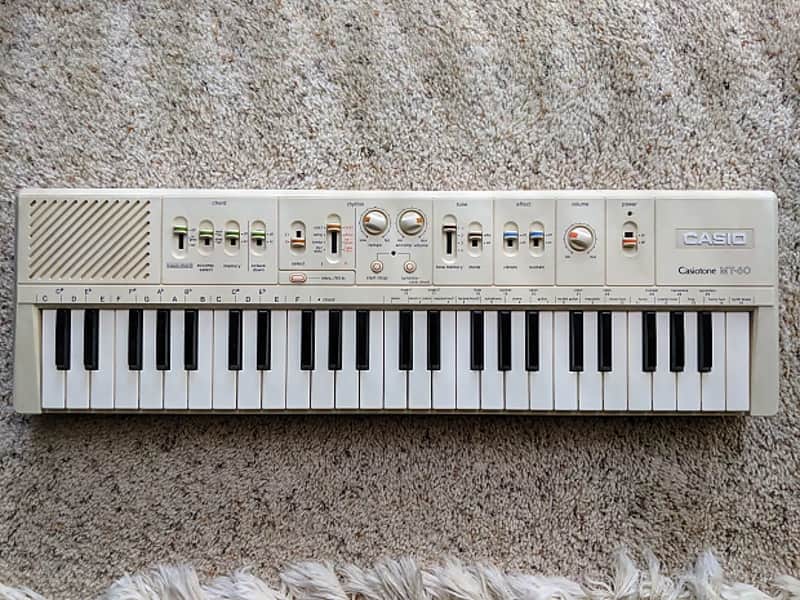 Casio MT-60 Casiotone 49-Key Synthesizer image 1