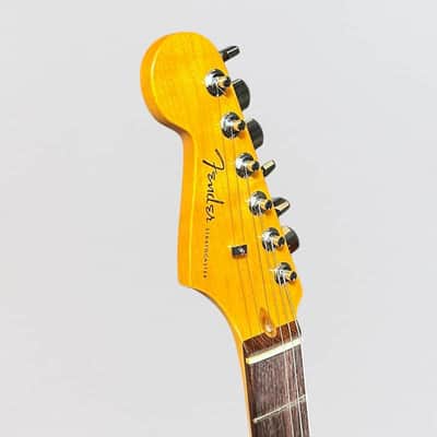 Fender American Ultra Stratocaster Left-Hand USA Electric Guitar 2023 - Ultraburst image 8