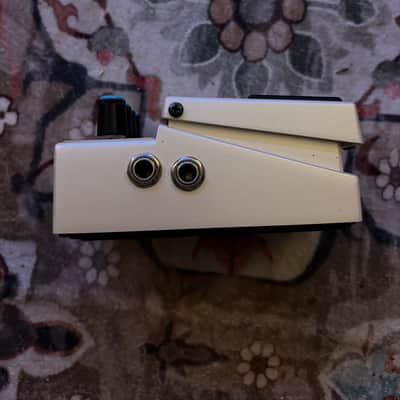 Boss DD-8 Digital Delay 2019 - Present - White image 3