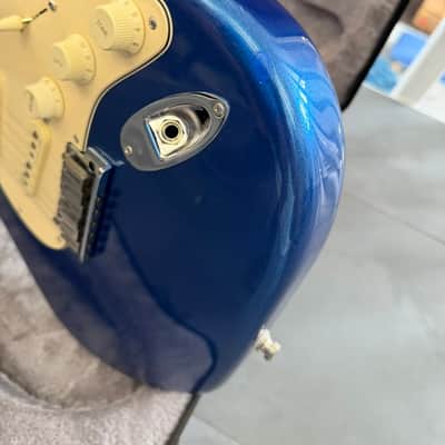 Fender American Ultra Stratocaster 2022 - Present - Cobra Blue image 7