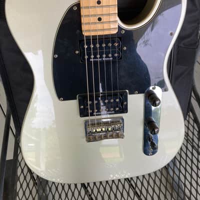 Fender Blacktop Telecaster HH Electric Guitar w/ Maple Fretboard 2011 Silver image 7