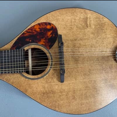 Handcrafted Mandolin with Distinctive Wooden Body and Tortoiseshell Pickguard image 11