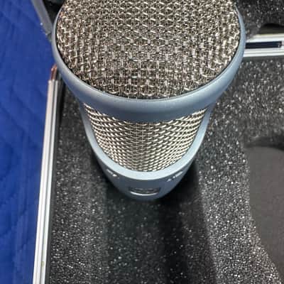 AKG Perception 200 Large Diaphragm Condenser Mic – Complete w/ Case, Shockmount & Manuals image 3
