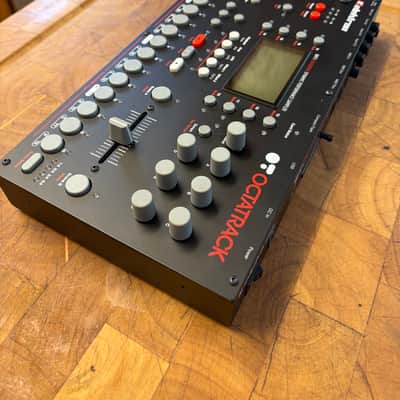 Elektron Octatrack DPS-1 2010s - Black - STAND - DECKSAVER image 10