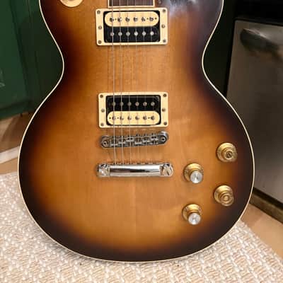 Gibson USA Les Paul Trad Pro V Ice Tea Sunburst Hardshell Case image 3