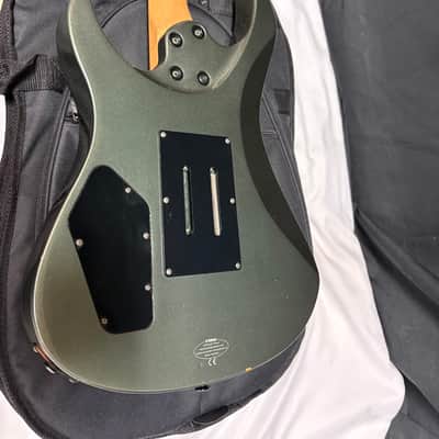 Yamaha RGX 420s? Mist Green Electric Guitar - tremolo - used - w/ Gig Bag image 6