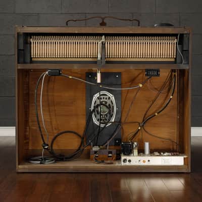 Wurlitzer 720 Electronic Piano with Vibrato in Walnut image 11
