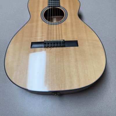 2017 Martin 000C Nylon image 4