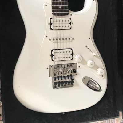 ESP Dave Murray Custom Strat 1988 - White image 1
