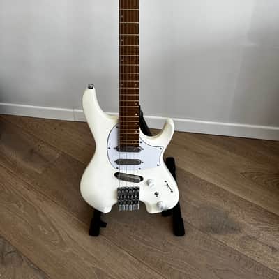 Ibanez ICHI10-VWM Ichika Nito Signature Quest 2021 - Vintage White Matte image 1