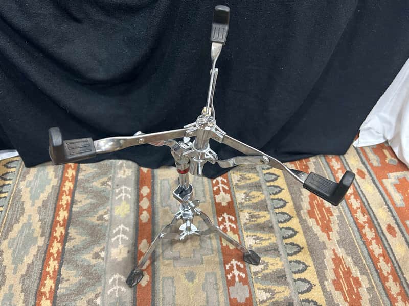 Tama Red Label Snare Stand (11244-D-12234) 80's - chrome image 1