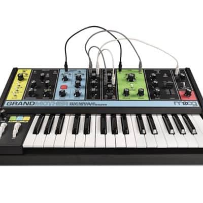 Moog Grandmother Analog Keyboard Synthesizer image 12