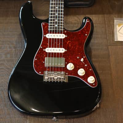 Iconic Guitars Custom Solana Vintage Modern S-Style Guitar Aged Black Relic + OHSC image 2