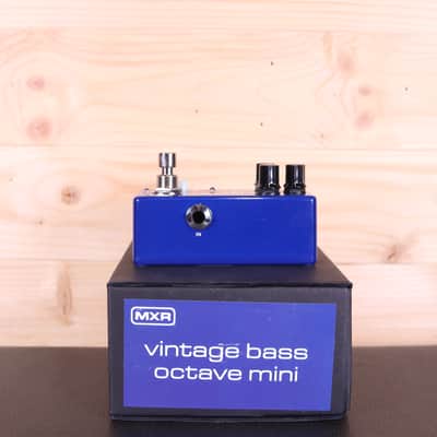 MXR M280 Vintage Bass Octave - Bass Guitar Effect Pedal image 3