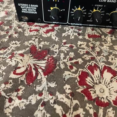 (Boxed) Drawmer 1976 Stereo Saturation and Width Processor 2019 - Present - Black image 2