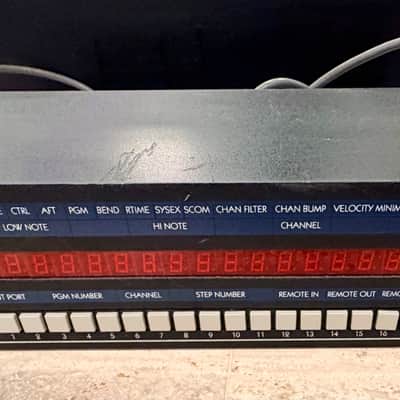Vintage JL Cooper Synapse 16X20 Rack Mount MIDI Routing System, Very Good Condition image 3