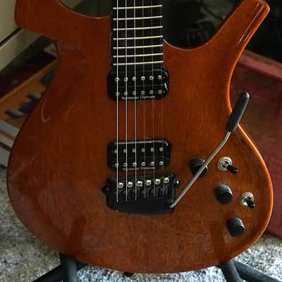 2006 Parker Fly Mojo Mahogany Piezo Duncan Pickups Hard Shell Case Tools 9 and 10 Springs image 18
