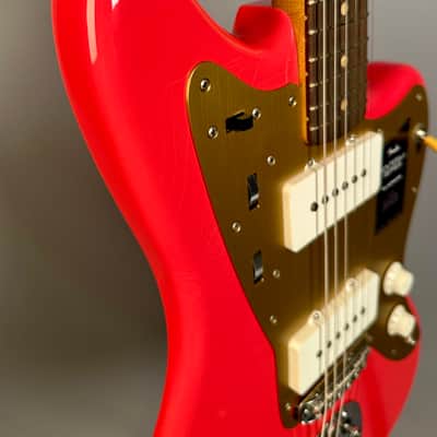 Fender Vintera II Limited Edition Road Worn '50s Jazzmaster - Fiesta Red image 5