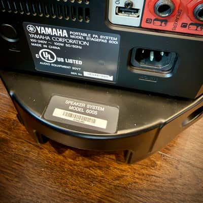 Yamaha StagePas 600i Portable PA System image 7