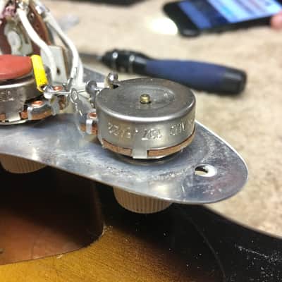 Fender Stratocaster 1964 Sunburst Lefty Left Handed w/OHSC and Case Candy 100% Original image 19