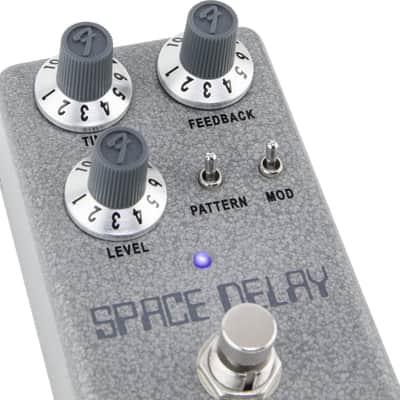 Fender Hammertone - Space Delay Pedal image 3