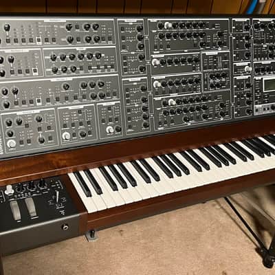 Schmidt Eight Voice - TRUE ANALOG 4 Oscillator per voice Descrete component Polyphonic Synthesizer image 2