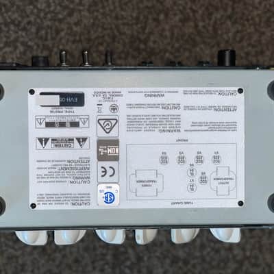EVH 5150 III LBX 2-Channel 15-Watt Guitar Amp Head 2010s - Black with White Control Panel image 6