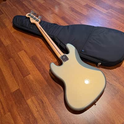 Fender Player Precision Bass with Pau Ferro Fretboard Seymour Duncan Pickups 2019 - 2024 - Silver image 8