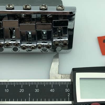 Stratocaster Style Tremolo Vibrato Assembly - Chrome image 5