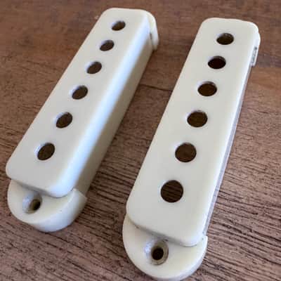Jaguar Pickup Covers - Parchment - Real Life Relics image 2