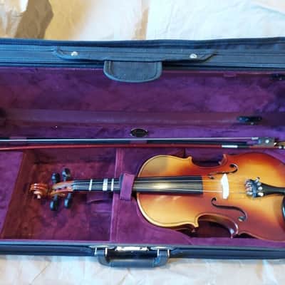 Bestler 3/4 Violin with Hard Case & Bow, very good condition image 1