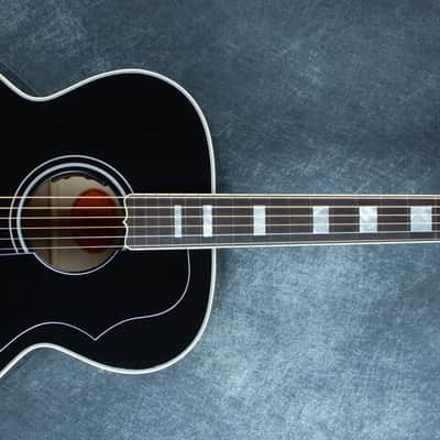 Gibson SJ200 Custom Ebony ~ Secondhand image 2