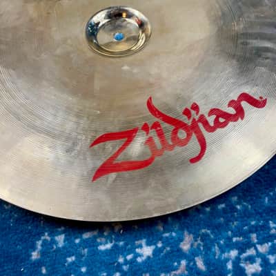 ULTRA RARE SUPER LIGHT 18” Zildjian ORIENTAL TRASH Crash 1275g image 10