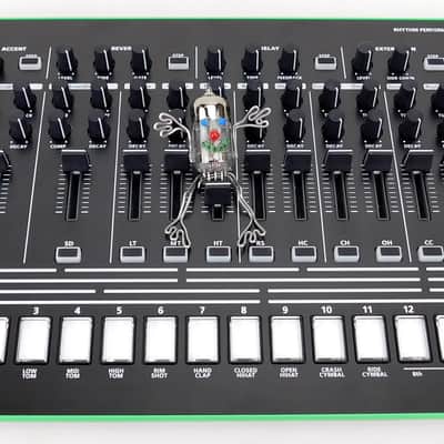 Roland TR-8 AIRA Drum Synthesizer + Fast Neuwertig + 1,5Jahre Garantie image 3