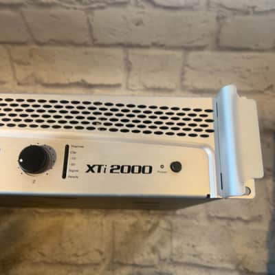 Crown XTI2000 Power Amp image 3