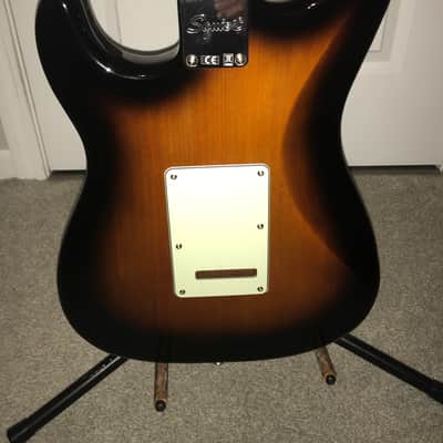 Squier Classic Vibe '50s Stratocaster 2019 - Present - 2-Tone Sunburst image 3