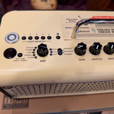 Yamaha THR30II-WL 30-Watt 2x3.5" Wireless Digital Modeling Guitar Combo image 3