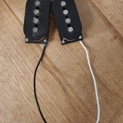 Fender  P Bass Pickups image 1