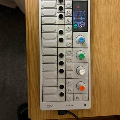Teenage Engineering OP-1 Portable Synthesizer Workstation 2011 - Present - White image 3