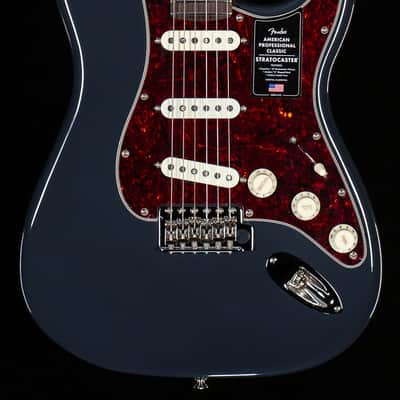 Fender American Professional Classic Stratocaster Rosewood Fingerboard Faded Black (136) image 3