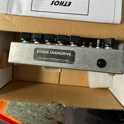 Custom Tones Ethos Overdrive Preamp (with TLE Mod) – Serial # 10510 - includes original box, manual and power supply image 2